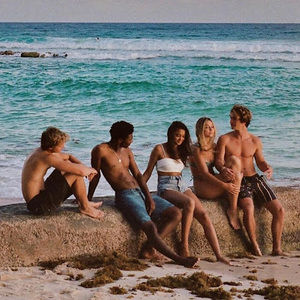 Meet your Posher, Addison